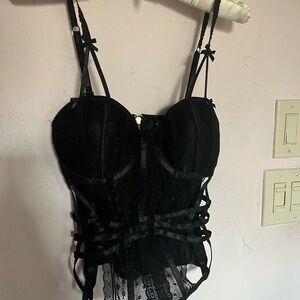 Fashion nova Elegant Black Lace Bustier